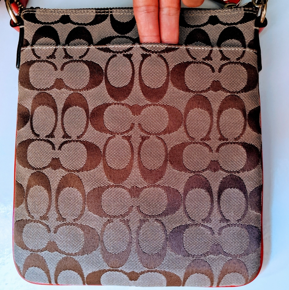 Coach Messenger Crossbody Bag - Picture 7 of 8